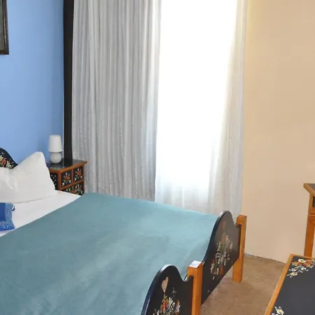 Casa Saseasca 3*